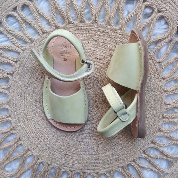 baby girl sandals size 4.5